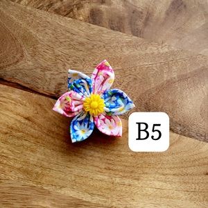 Flower Pop Bow Clip